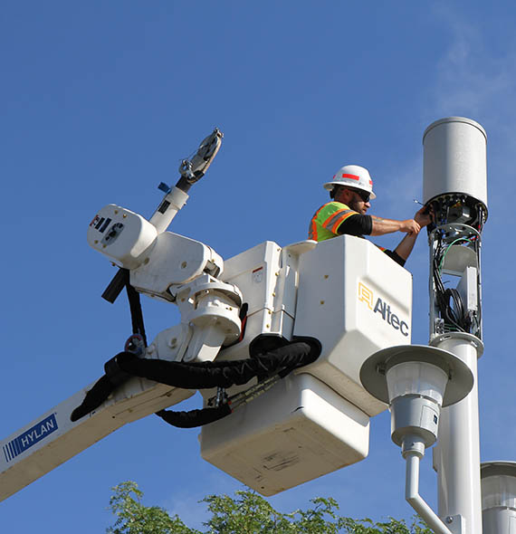 Team collaboration in wireless installation